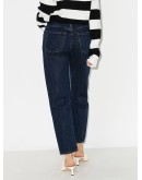 pleat detail tapered jeans