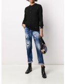 turn-up distressed jeans 
