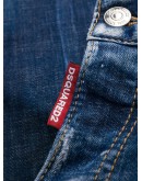 turn-up distressed jeans 