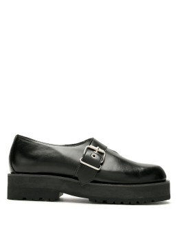 buckled oxford shoes