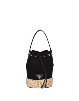 logo plaque wicker bucket bag