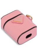 logo-plaque AirPods case