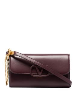 V logo leather clutch bag