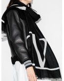 V logo-print virgin wool-blend scarf