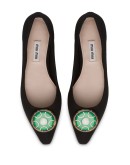 pointed-toe ballerina shoes