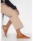 pointed logo flat pumps