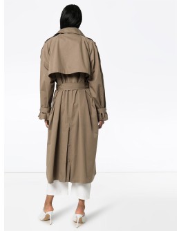 wing-collar trench coach