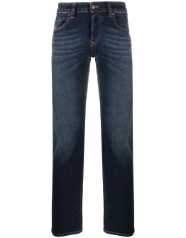 slim-fit jeans