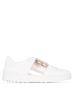 Open low-top sneakers