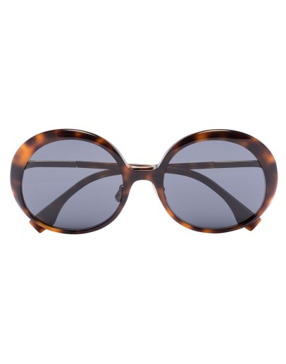 oversize-frame tinted sunglasses