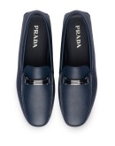 logo plaque driving loafers