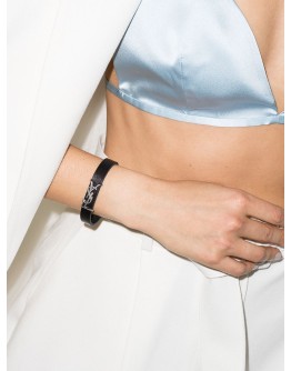 logo-plaque buckled bracelet