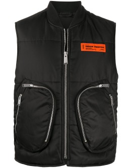 multi-pocket padded gilet