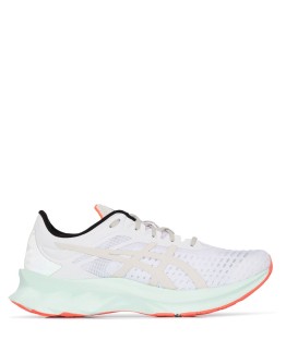 Novablast low-top sneakers