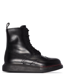 lace-up ankle boots