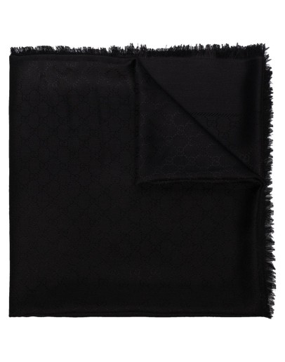  tonal GG Supreme scarf