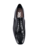 square-toe oxford shoes