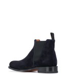almond toe Chelsea boots