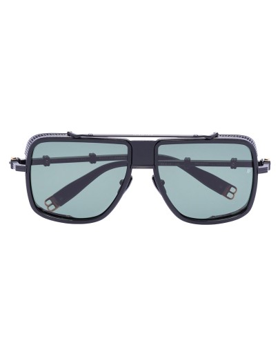 aviator-frame sunglasses
