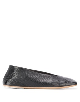 MW5885 square-toe ballerinas