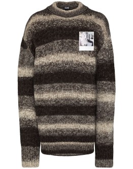 polaroid badge jumper