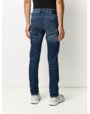 Sleenker light-wash skinny jeans