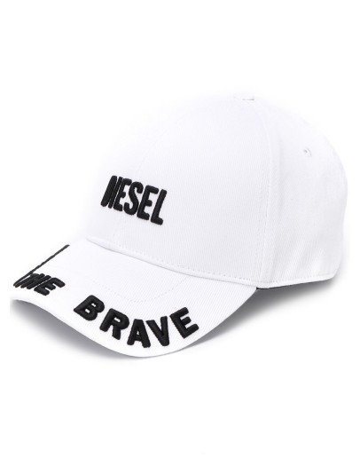 3D finish embroidered logo cap