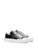 Wheel low-top sneakers