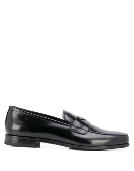 logo-plaque leather loafers