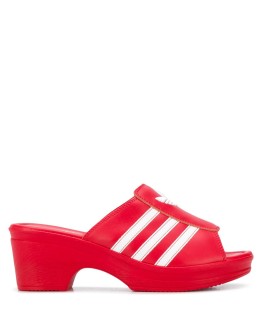 Trefoil logo mules