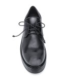 lace-up flat shoes 