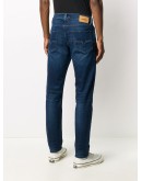 five-pocket skinny jeans