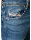 washed skinny jeans 