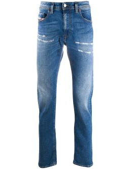 distressed skinny jeans