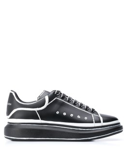 Oversized outline low-top sneakers