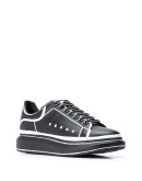 Oversized outline low-top sneakers