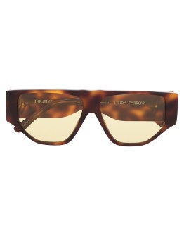 oversized sunglasses