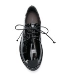 patent effect shoes