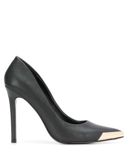 logo plaque pumps