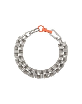Cubic chain link choker