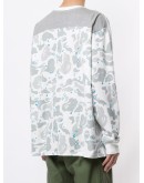 camouflage print T-shirt