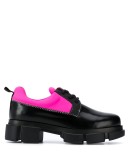Velar low-top shoes