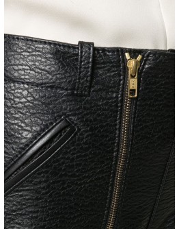 front zipped shorts