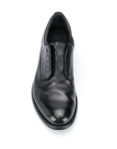 lace-less brogue shoes
