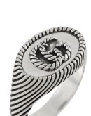 GG twisted ring