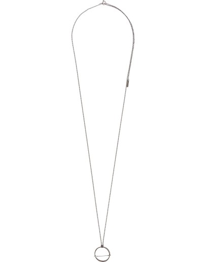 round pendant necklace