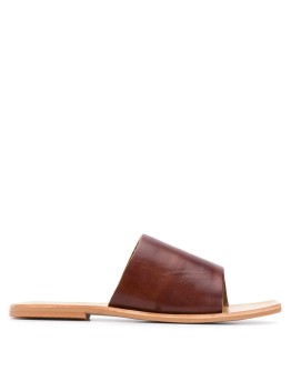 Margot slides