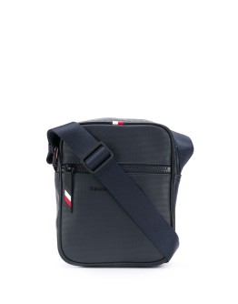 Essential messenger bag