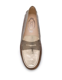 creased Gommino loafers