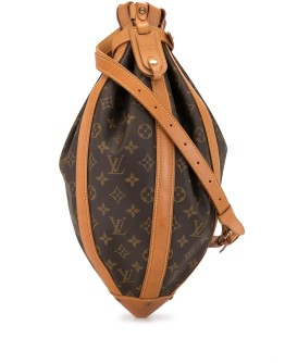 1995 pre-owned balloon bucket bag